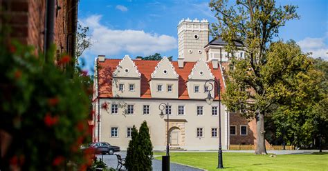 Zamek Topacz hotel w historycznym stylu Podróże