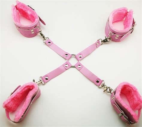 Amazon Chuzhao Wu PU Pink Faux Fur Hand And Foot Handcuffed