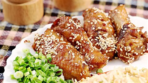 Yum Azing Chicken Wings A Spicy Honey Sauce Recipe Youtube