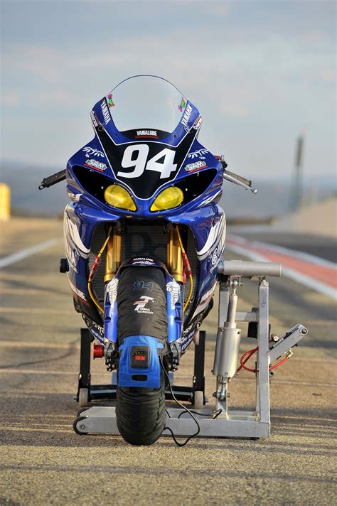 Racing Cafè Yamaha YZF R1 Team GMT94 2012