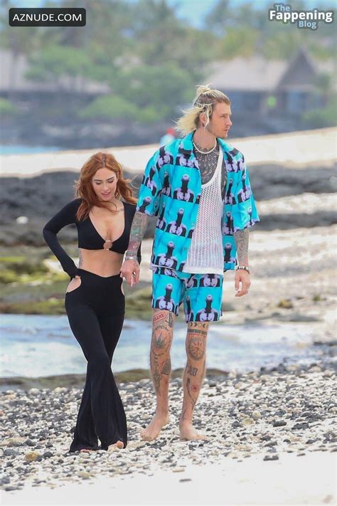 Megan Fox Sexy Seen With MGK Shows Off Her Hot Figure In Hawaii AZNude