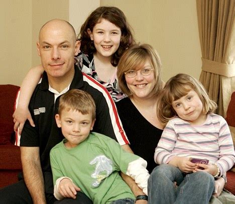 Howard Webb 2024: Wife, net worth, tattoos, smoking & body facts - Taddlr