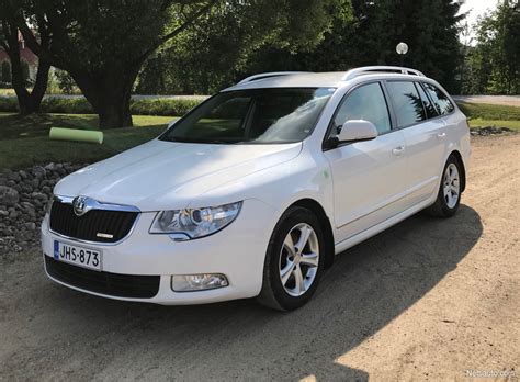 Skoda Superb Combi 1 6 TDI Comfort GreenLine Station Wagon 2011 Used