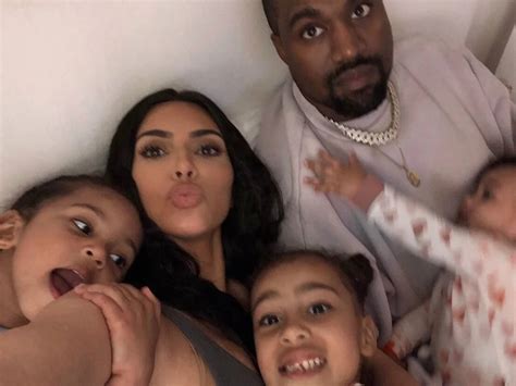 Kim Kardashian Y Kanye West Anunciaron El Nombre De Su Cuarto Bebé Infobae