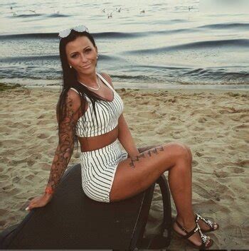 Anni Beste Nude Leaks TheFappening