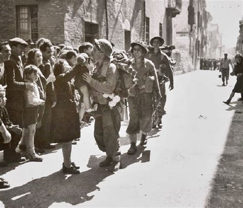 25 Aprile 1945 Le Foto Della Liberazione Focus It