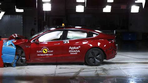 La Tesla Model 3 Obtient 5 étoiles Au Crash Test Euro Ncap