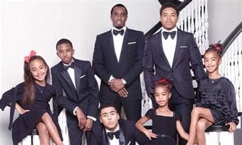 Diddy shares flashback photo of family and admits 'I gotta take a new pict' | Daily Mail Online