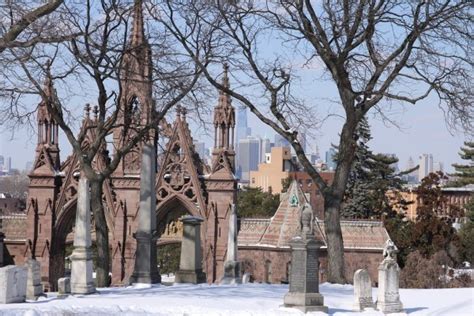 Visit The Greenwood Cemetery In Brooklyn Nyctt By Mika