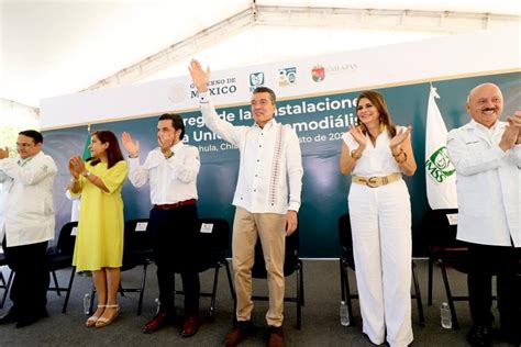 Rutilio Escandón Y Zoé Robledo Inauguran Unidad De Hemodiálisis Del