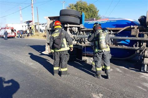 Un Lesionado Deja Volcadura De Pipa De Gas LP Sobre La Federal A