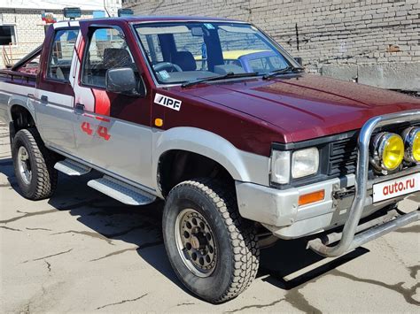 Купить б у Nissan Datsun D21 2 3d Mt 75 л с 4wd дизель механика в Барнауле красный Ниссан