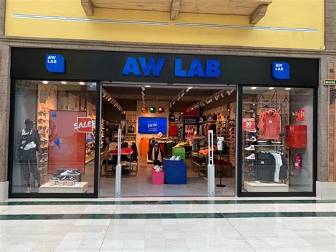 Fund Grube Abre Su Primera Tienda AW Lab En Tenerife En El Centro