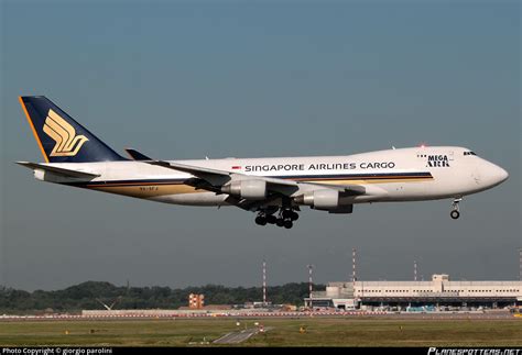 9V SFJ Singapore Airlines Cargo Boeing 747 412F Photo By Giorgio