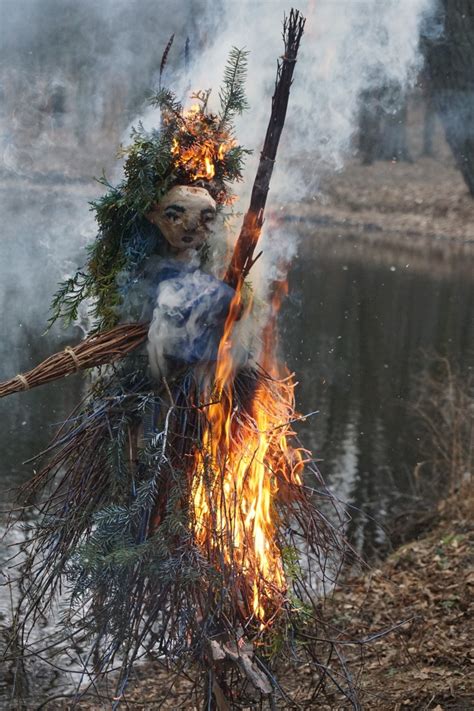 Pierwszy dzień wiosny 2018 Zwyczaje witania wiosny w Polsce Gdzie ta