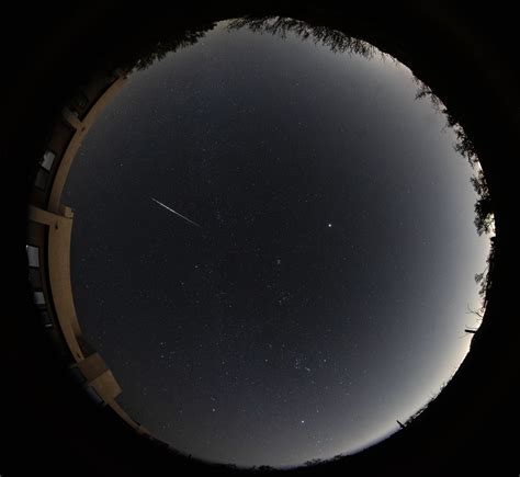 Northern Taurid Fireball In Tucson Az The Northern Taurid Flickr