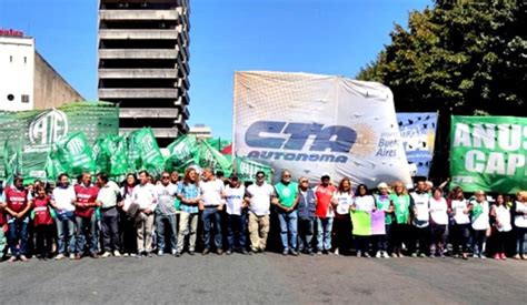 Marcha De Estatales En La Plata Este Gobierno Cobarde Intenta