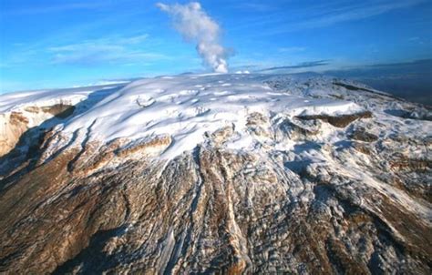 M S De Familias Viven En Zonas De Riesgo Del Volc N Nevado Del Ruiz