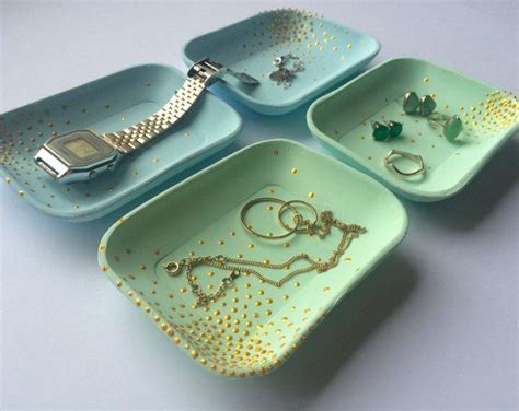 These Air Dry Clay Jewelry Holders Can Be The Perfect T For Any Occasions The Objects Are