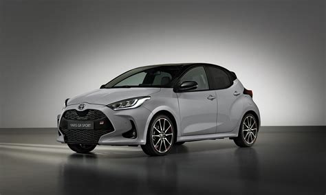 New Toyota Yaris Hybrid 2022