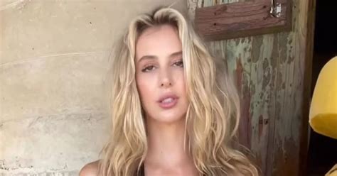 OnlyFans Star Aiming To Make Golf Great Again Wears Tiniest Bikini