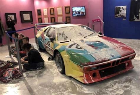 La Bmw M Di Andy Warhol Opera Da Milioni Di Euro Ricoperta Di