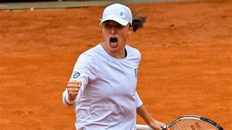 Roland Garros Iga Świątek KIEDY gra w 1 rundzie O KTÓREJ GODZINIE