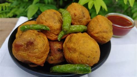 Maharashtrian Style Batata Vada Recipe A Flavorful Potato Fritter