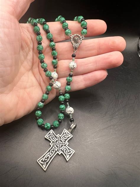 Vintage Style Celtic Cross Gem