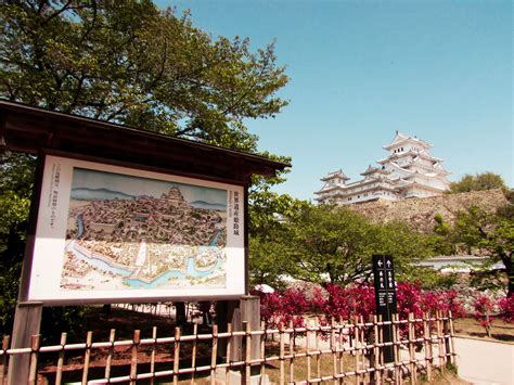 How to take a day trip to visit Himeji Castle in Japan