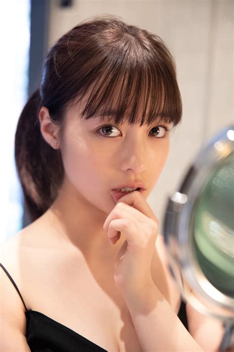 橋本環奈 グラビア画像 50枚① マブい女画像集 女優・モデル・アイドル