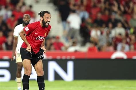 Muriqi De Mallorca Entrenamiento Solitario En Son Bibiloni Durante Navidad