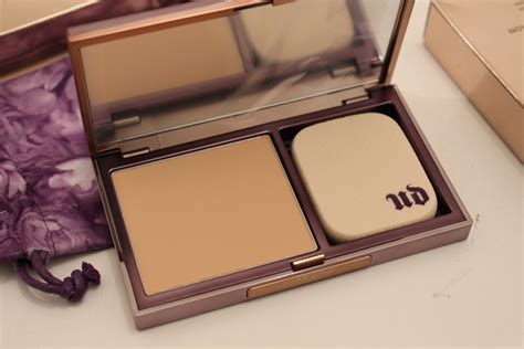 Urban Decay Naked Skin Ultra Definition Powder Foundation Review