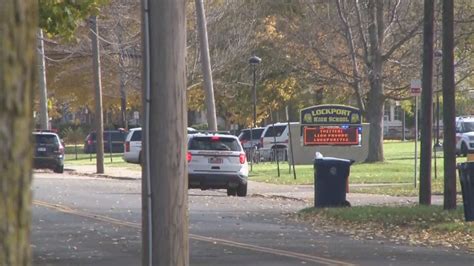 Students evacuated at Lockport High School | wgrz.com