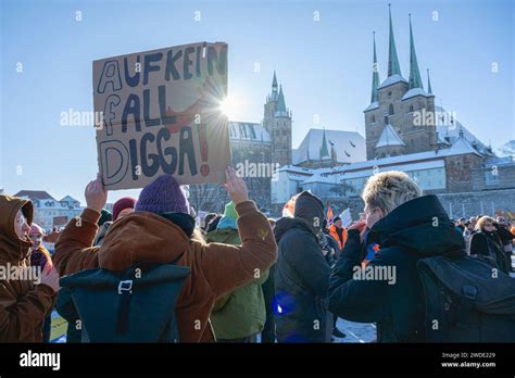 Erfurt Deutschland Januar Ein Demonstrator Steht Mit Einem