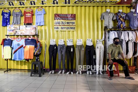 Pasar Baru Bandung Sepi Pengunjung Imbas Pandemi Covid Republika