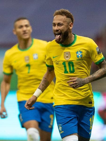 Neymar fica a 10 gols de Pelé e pode bater recorde antes da Copa 2022