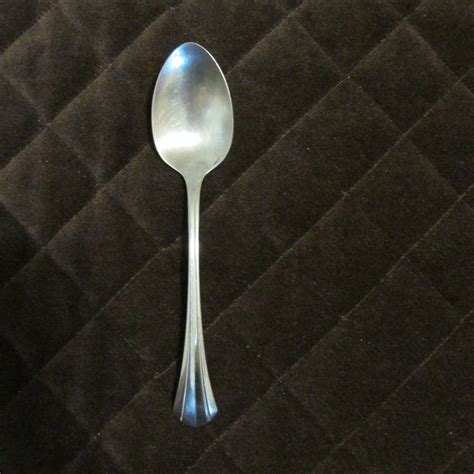 Oneida Deluxe Stainless Flatware Rushmore Teaspoon Silverware Replacement