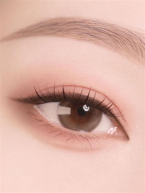 7 Easy Steps On How To Create A Natural Korean Eye Makeup Look Artofit