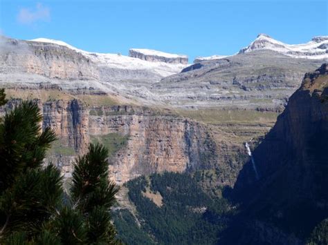 Pirineos Valle De Ordesa Por Senda De Los Cazadores Y Faja De Pelay