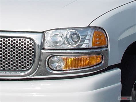 2005 Gmc Sierra Headlights