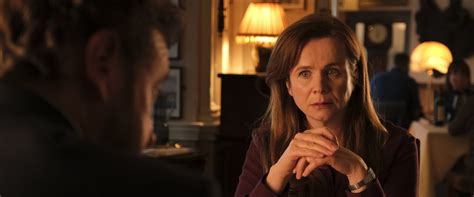 close  review film summary  roger ebert