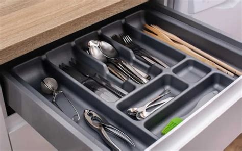 Stylish Cutlery Trays For Modern Indian Kitchens