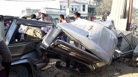 7 Dead As Car Rams Into Tree In Ups Deoria India Today