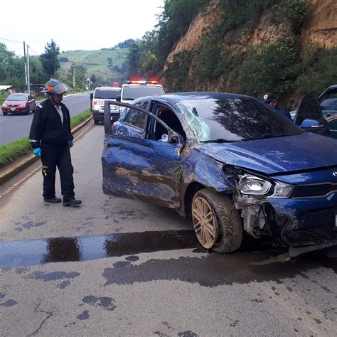 Nuestro Diario On Twitter Accidentevial El Conductor De Un