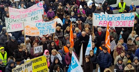 Altkirch Manifestants Pour D Fendre Lh Pital Saint Morand