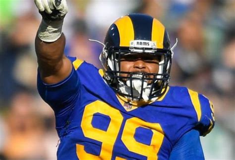 Nfl Defensive Player Of The Year Odds Aaron Donald Favored Over Watt