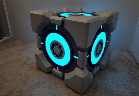 Companion Cube Portal