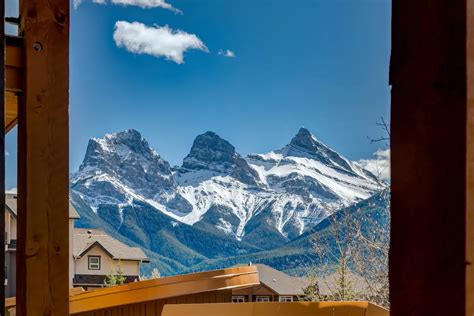 2 Bed Airbnb Canmore Alberta - S & T Properties