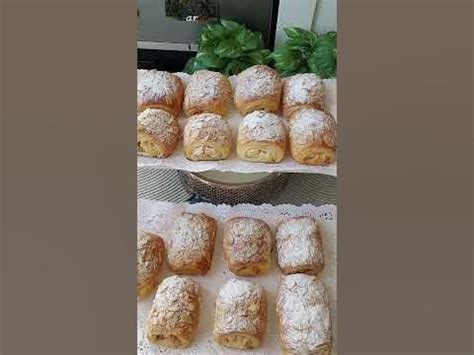 Petits Pains Aux Fruits Secs Et Confiture